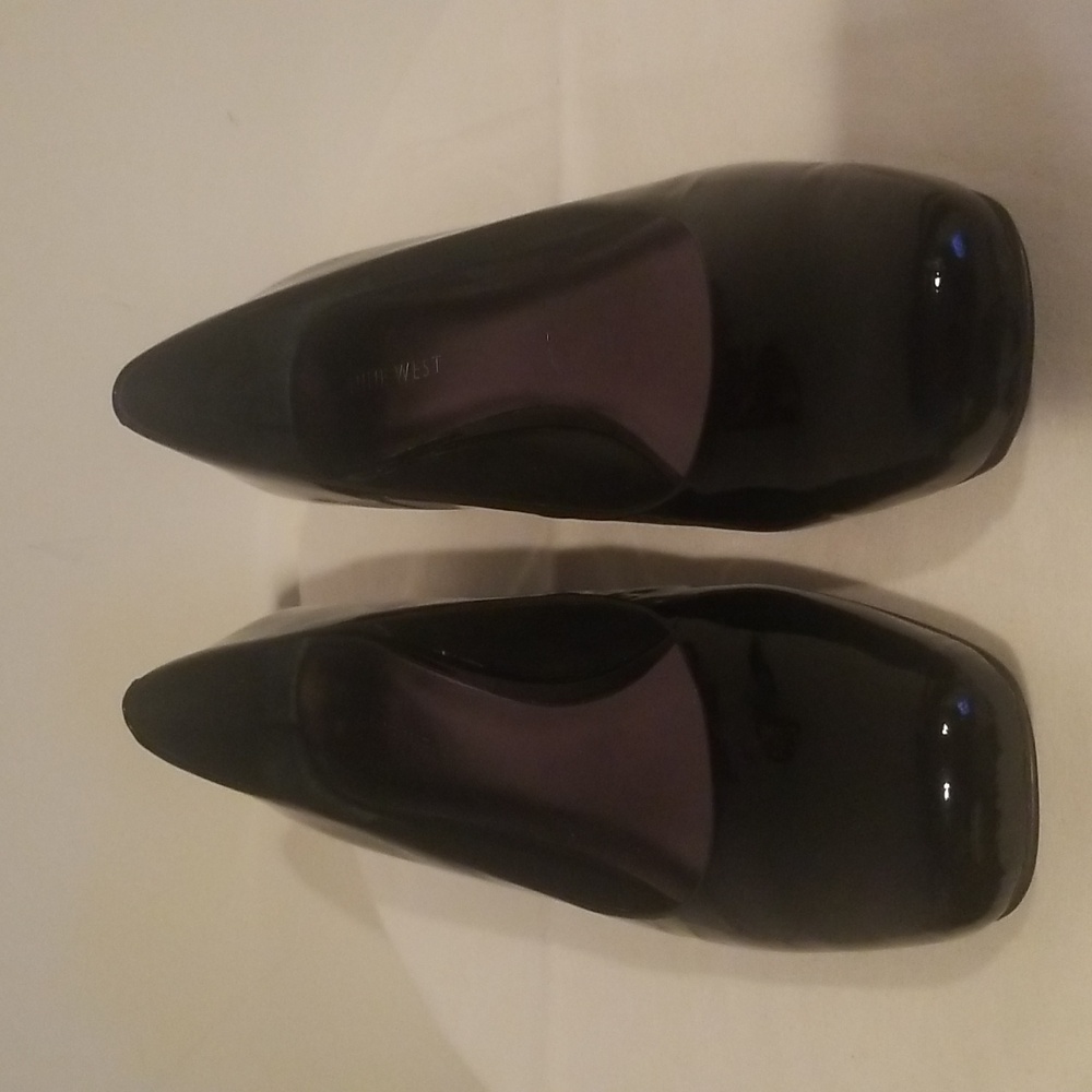 Nine West Black Patent Pumps